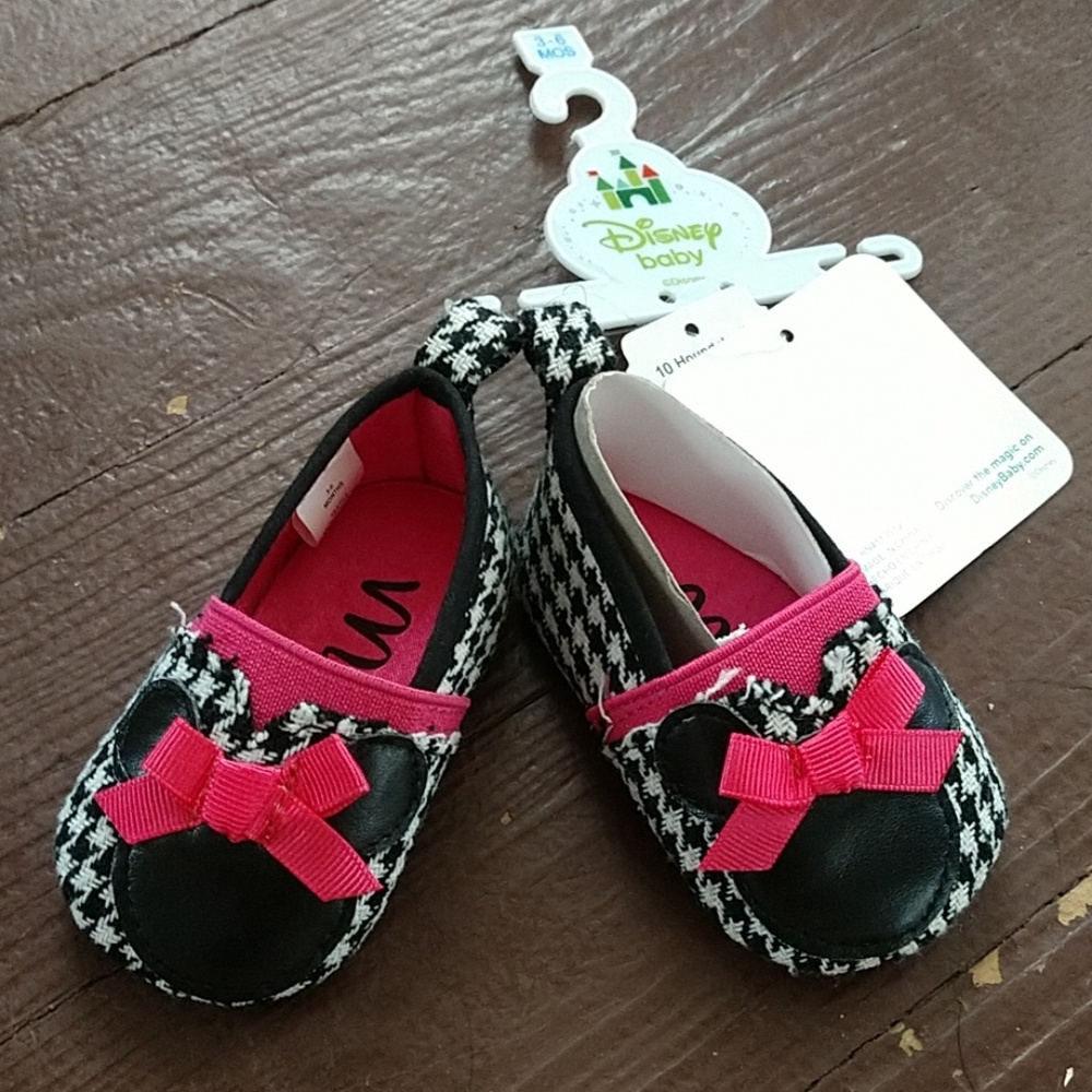 Disney baby shoes size 3/6 months
